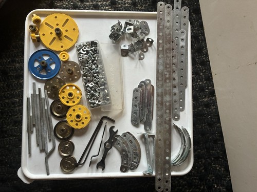 Old meccano set with - old,