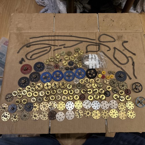 Vintage meccano pulleys wheels - vintage,