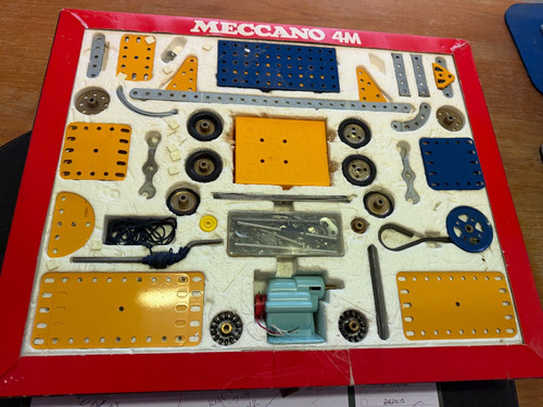 Vintage meccano set in - set,