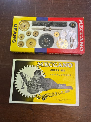 Vintage meccano gears outfit - meccano,